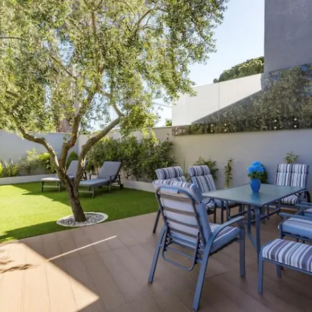 Villa Pinus By Guide