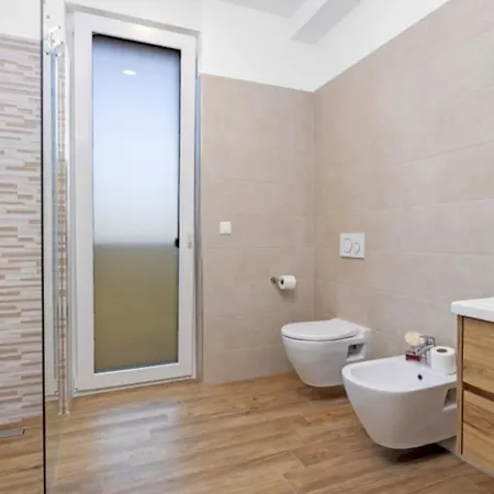 Villa Pinus By Guide Porec
